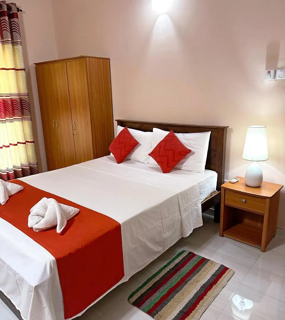 Lahiru Airport Villa Andiambalama Шри-Ланка